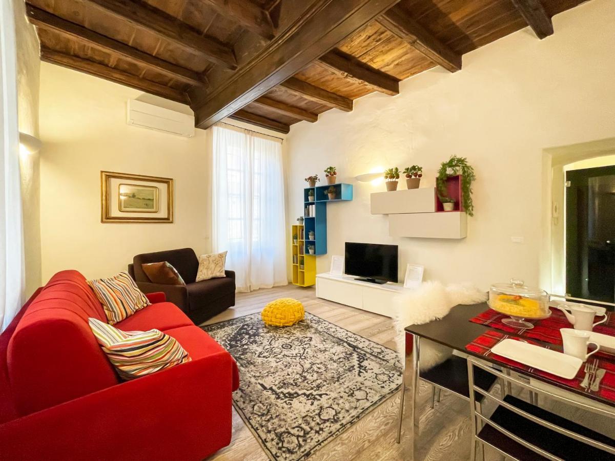 Luxrent Castello * Turin